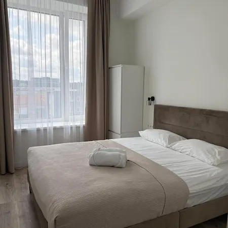 דירה Cosy Near Centre